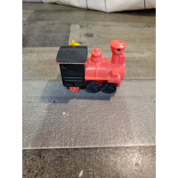 Disney Big Thunder Mountain Winnie the Pooh train look through toy figure - Picture 4 of 6